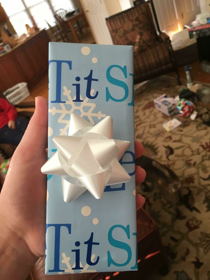 ‘Let It Snow’ Wrapping Paper