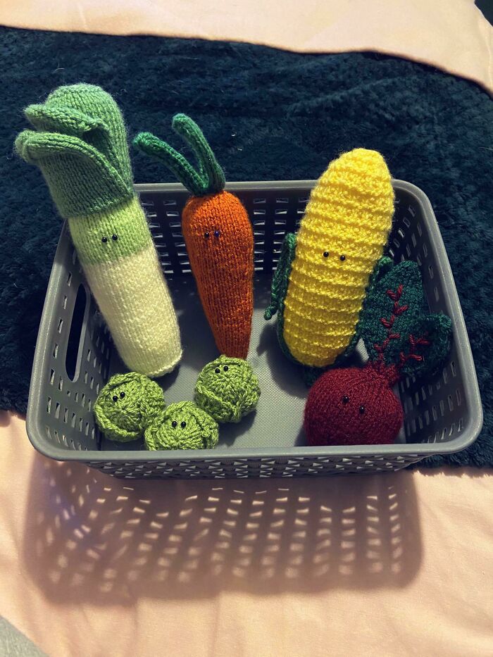My Veggie Box! It’s Going To Be A Christmas Present, So Pleased With How It Turned Out! All Patterns Available For Free On Ravelry, By Amanda Berry 