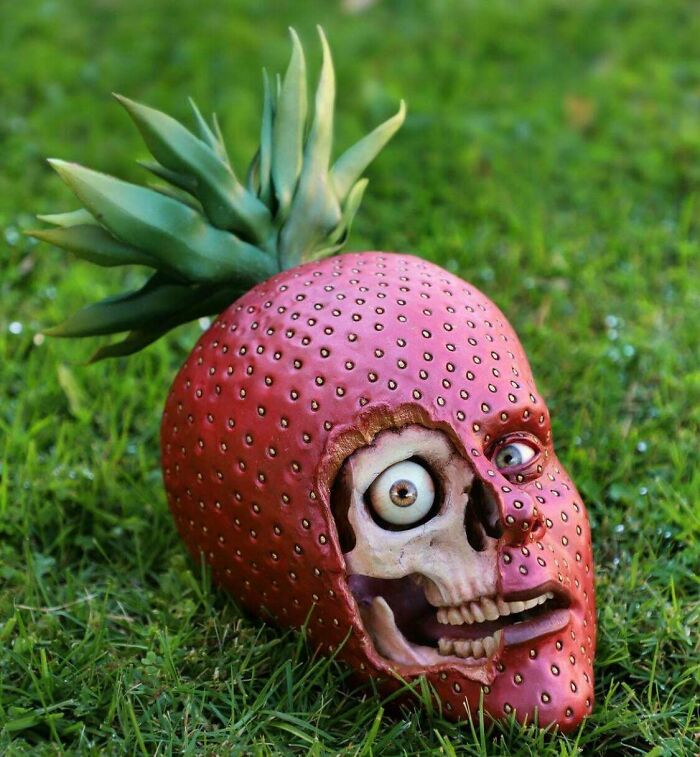 Strawberry Skull