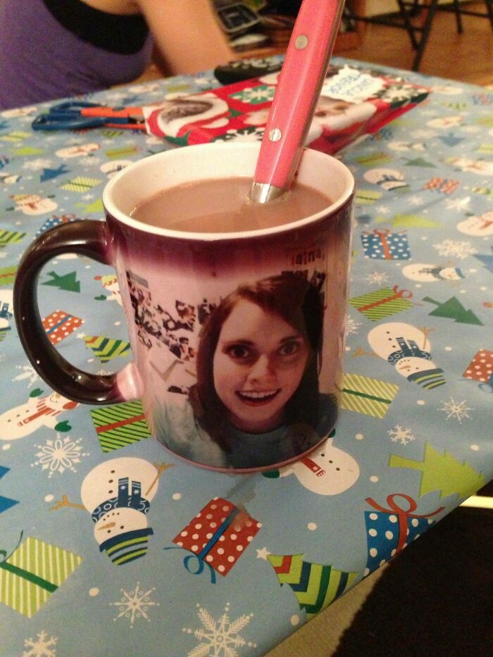 This Mug Is Completely Black When It's Cold.. And Turns Into This When It's Hot. A Gift, From My Girlfriend