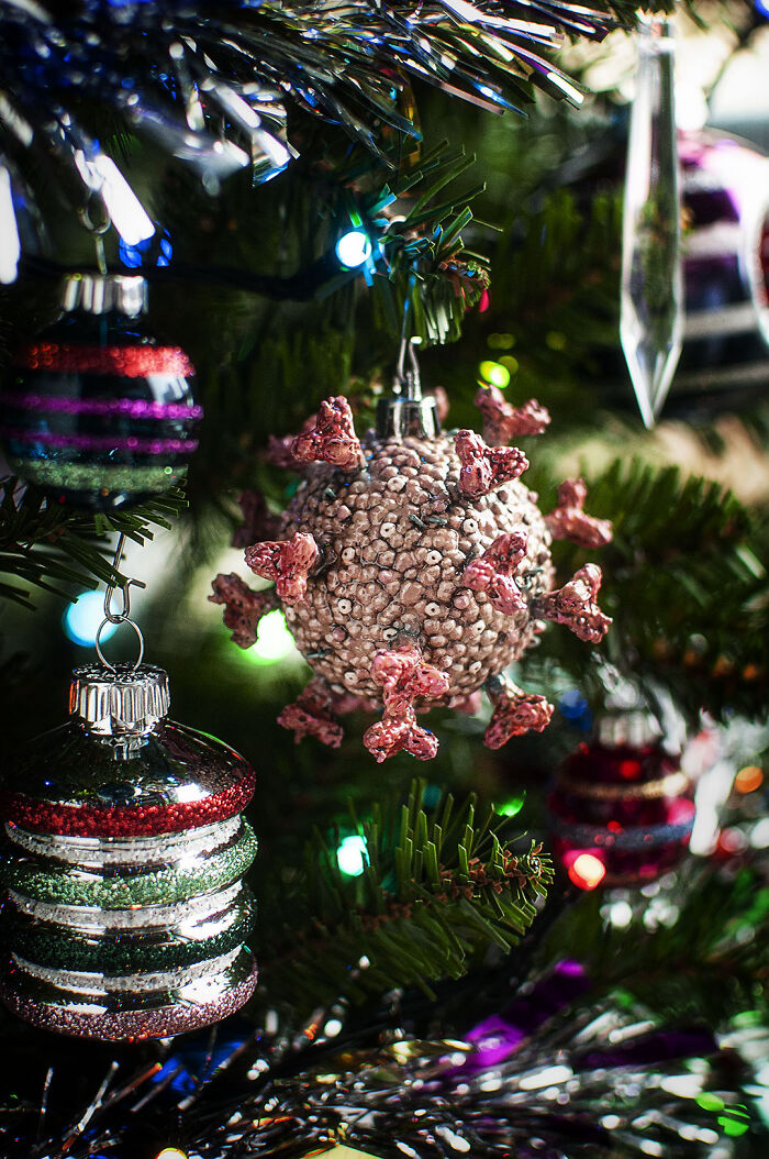 I Turned A Scientific Visualization Of Covid-19 Into A Christmas Ornament