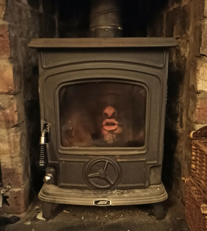 Daughter Returns Home For Christmas Tomorrow. Wonder How Long It Takes Her To Notice My Photocopied Face