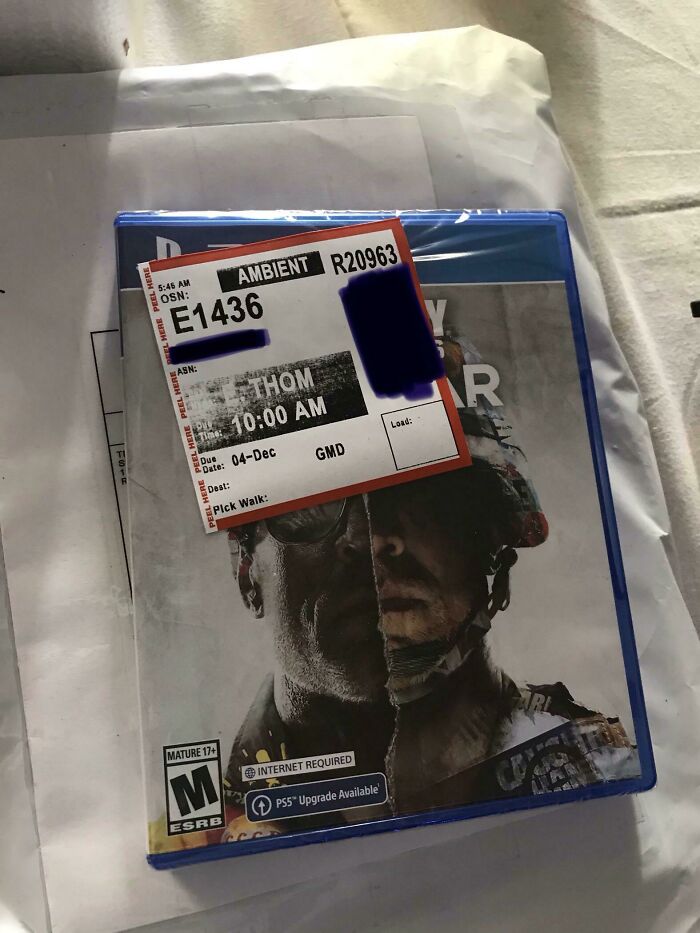 My Brother Ordered This For My Boyfriend For Christmas. We Live Together, And Guess Who Opened The Door When The Mail Came?