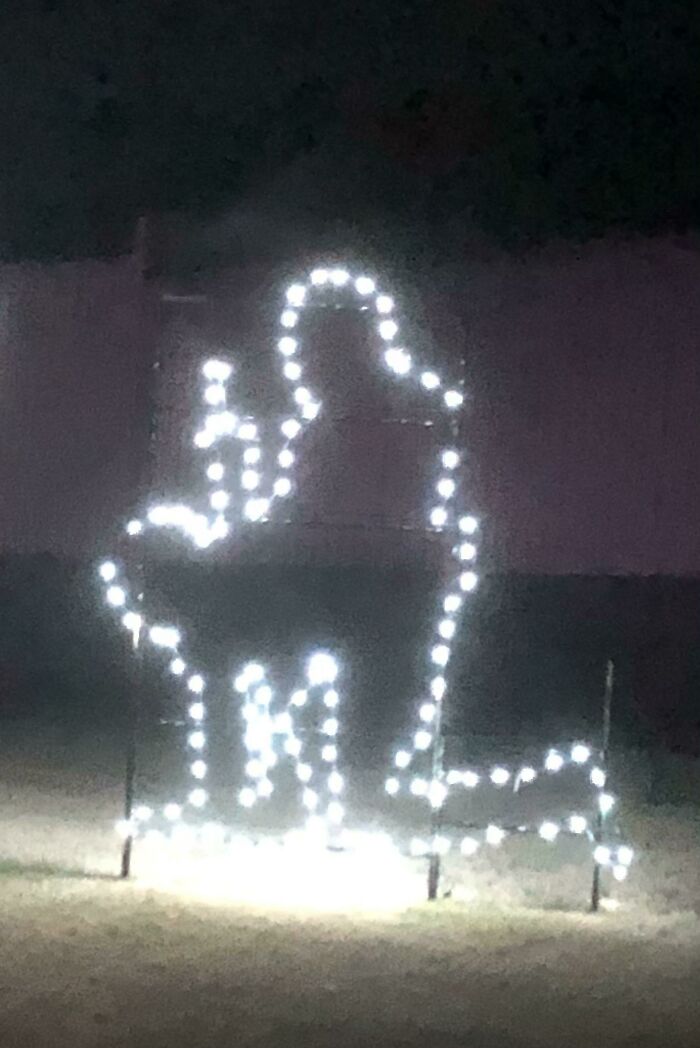 I Know It’s Supposed To Be A Soldier Kneeling But I Don’t See That