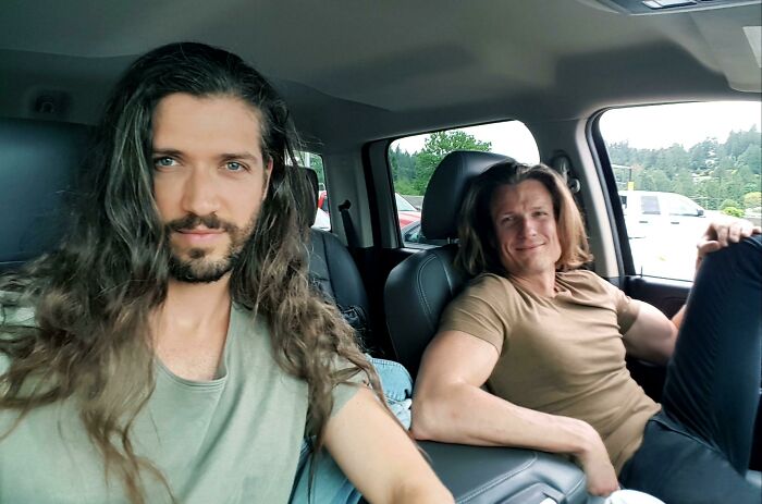 Longhair Boyfriends Roadtripping!