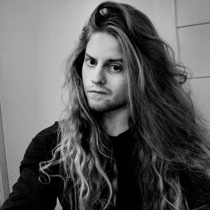 Decided To Cut My Hair Off But Thought I'd Post Here For One Last Bit Of Cheeky Validation Before I Do