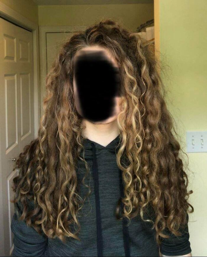 Highlight Of Today Was When My Earbud Fell Out And My Flow Caught It For Me