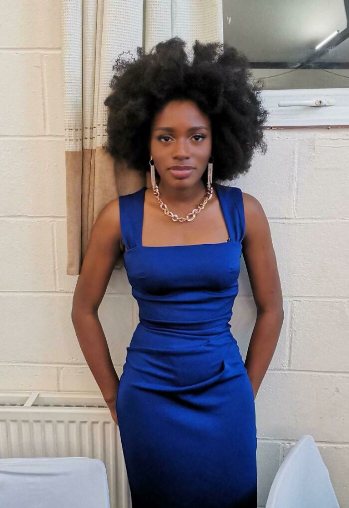 Needed An Emergency Dress For An Event Yesterday And Found One For £6.99 (9 USD) At My Favourite Charity Shop