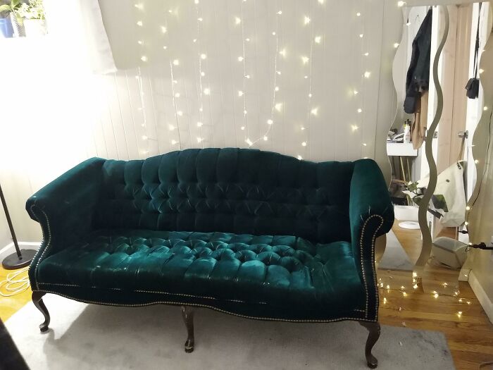 Drove Home In A Snowstorm With This Hanging Out Of My Trunk But It Was Ten Dollars