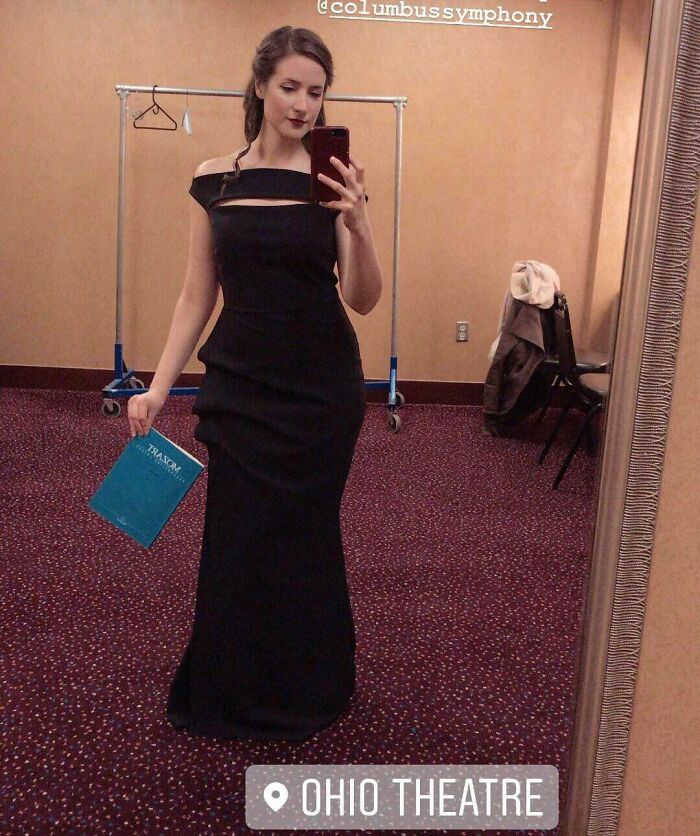 I’m An Opera Singer. Guess Who Found This $1000 Chiara Boni Gown For $15 At Salvation Army