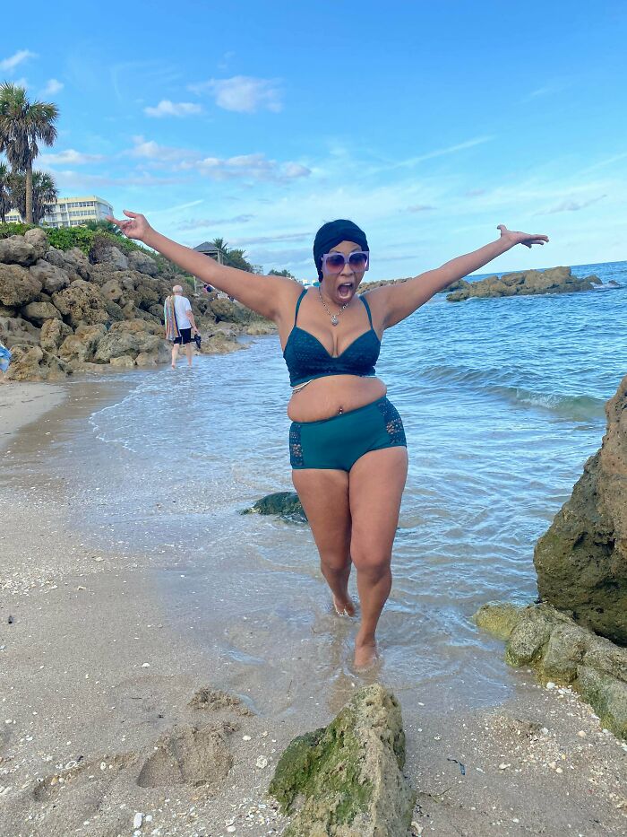 My $5.00 2 Piece From Goodwill. I Love The Beach