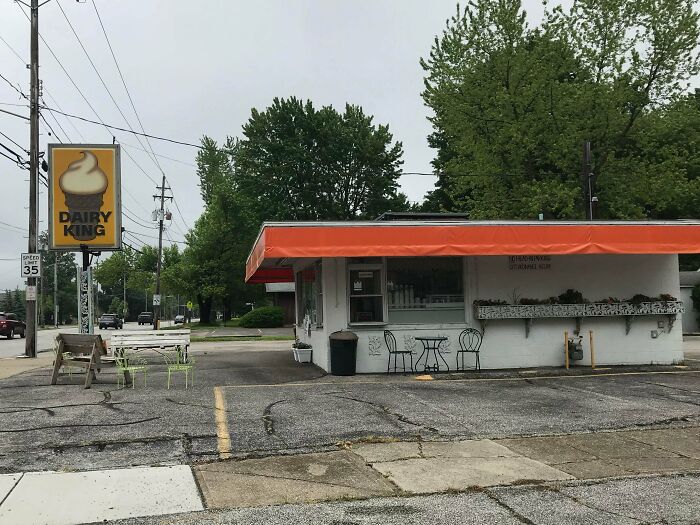 Dq's Estranged Husband