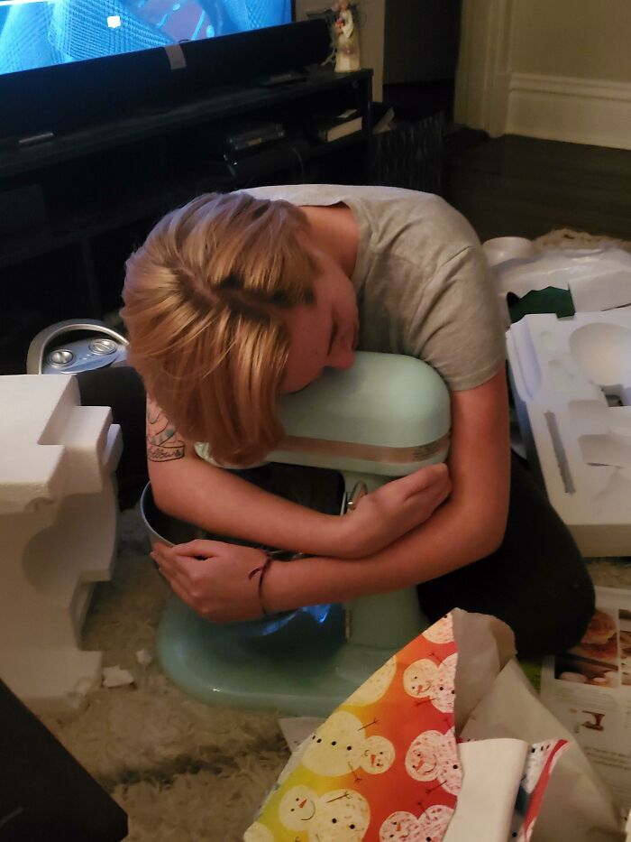 Friends Got Together To Get Her A Kitchenaid Mixer She's Wanted For Years