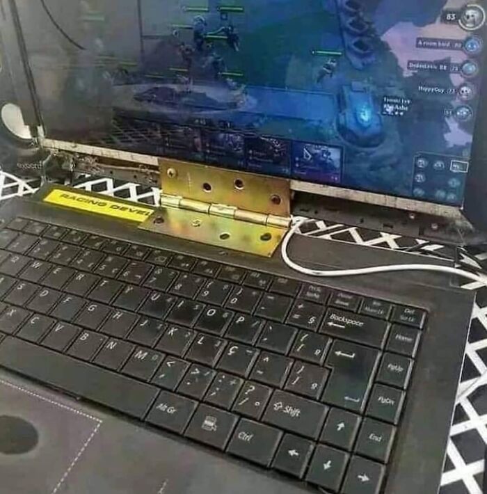 My Laptop Won't Close And My WiFi Isn't Working