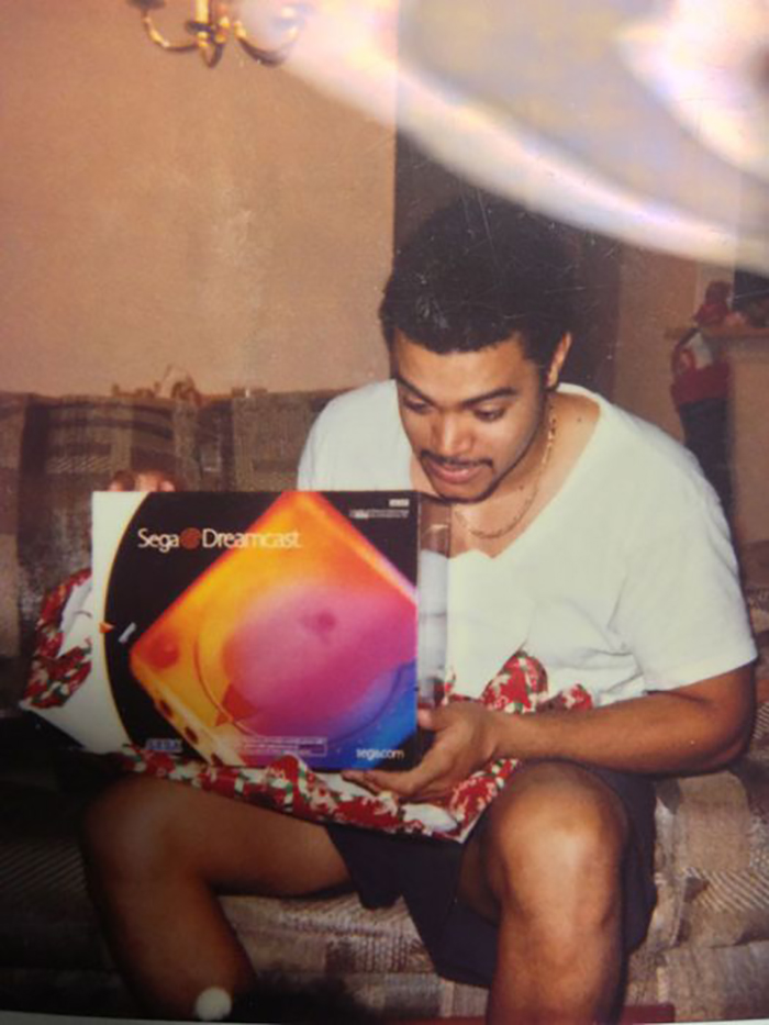 90s-Vintage-Christmas-Gifts-Photos