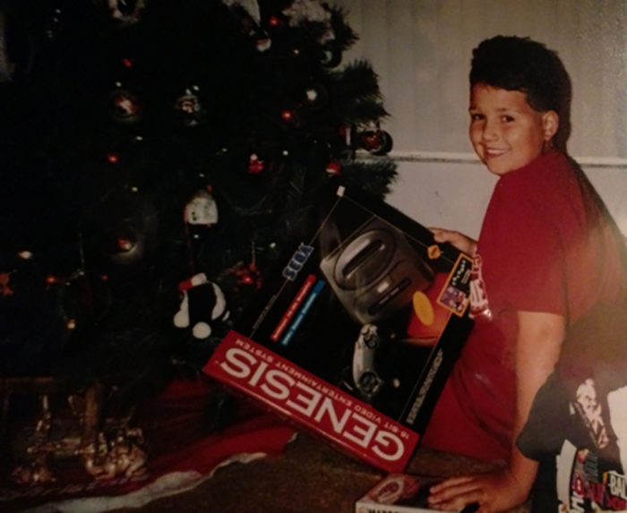 90s-Vintage-Christmas-Gifts-Photos