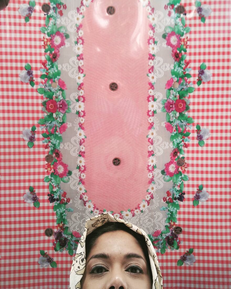 Journalist Has A Hobby Taking Pictures Of The Roof Of Taxis In Mumbai And His Collection Is Incredible