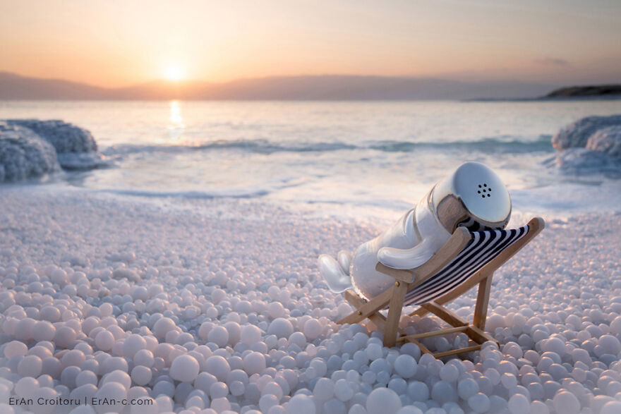 A Couple Inanimate Objects Coming To Life By, Eran Croitoru