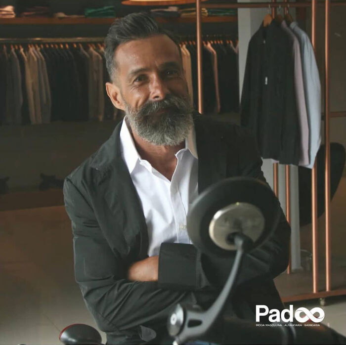 This Homeless Man Is Found By His Family Who Thought He Had Been Dead For 10 Years After His Transformation Photos Go Viral This Homeless Man Is Found By His Family Who Thought He Had Been Dead For 10 Years After His Transformation Photos Go Viral