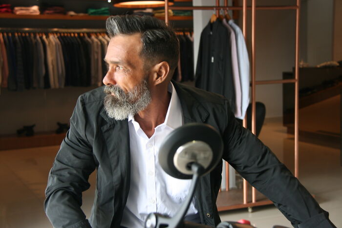 This Homeless Man Is Found By His Family Who Thought He Had Been Dead For 10 Years After His Transformation Photos Go Viral This Homeless Man Is Found By His Family Who Thought He Had Been Dead For 10 Years After His Transformation Photos Go Viral