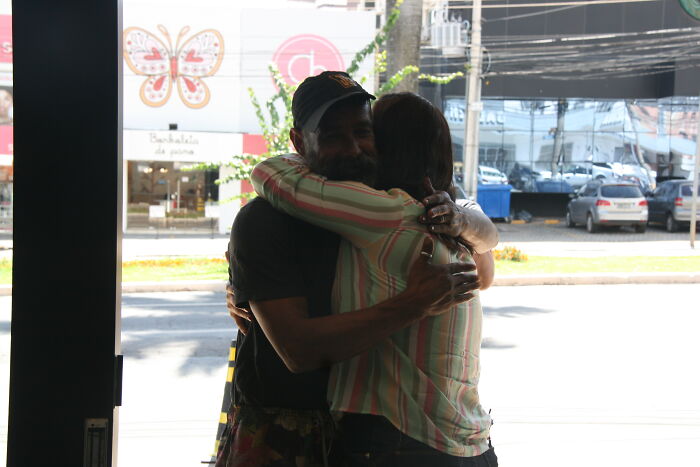 This Homeless Man Is Found By His Family Who Thought He Had Been Dead For 10 Years After His Transformation Photos Go Viral This Homeless Man Is Found By His Family Who Thought He Had Been Dead For 10 Years After His Transformation Photos Go Viral