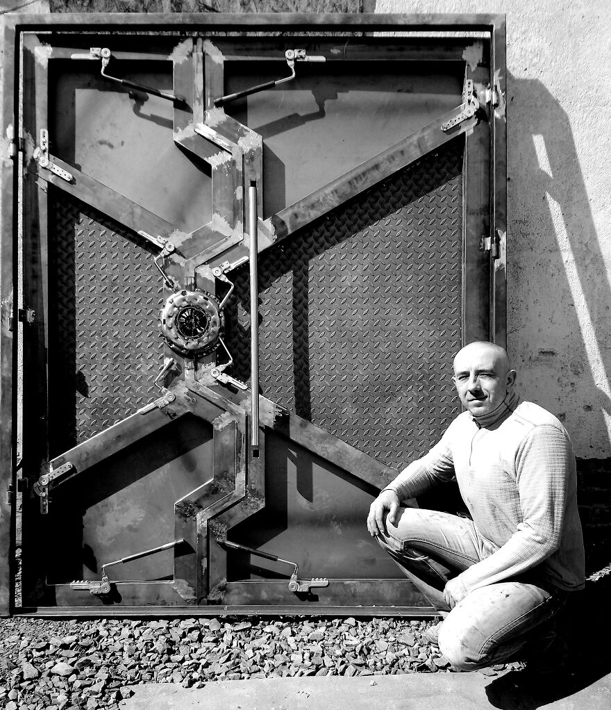 Amazing Metal Sculptures Of Chappie And Other Heroes Inspired By Movie Characters (40 Pics)