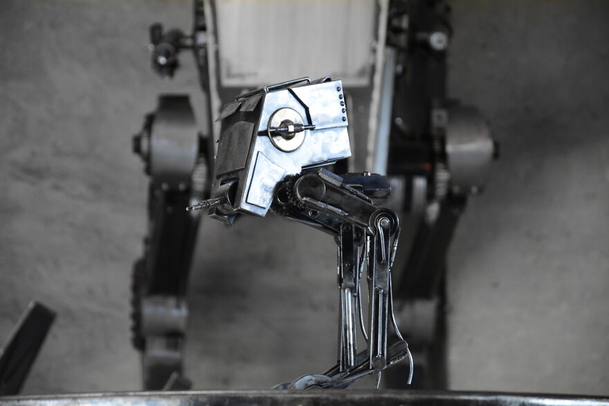 Amazing Metal Sculptures Of Chappie And Other Heroes Inspired By Movie Characters (40 Pics)