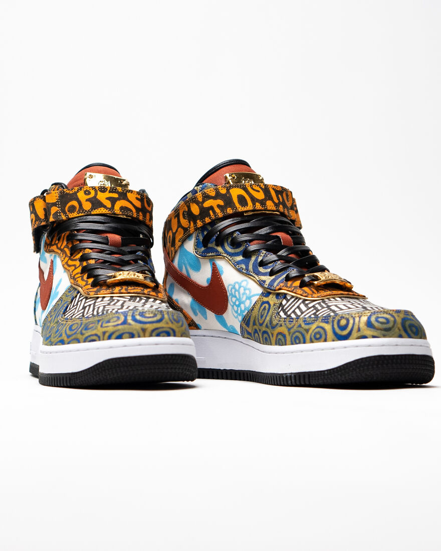 Artist Roberto Lugo Creates 2 Sneaker Masterpieces Artist Roberto Lugo Creates 2 Sneaker Masterpieces