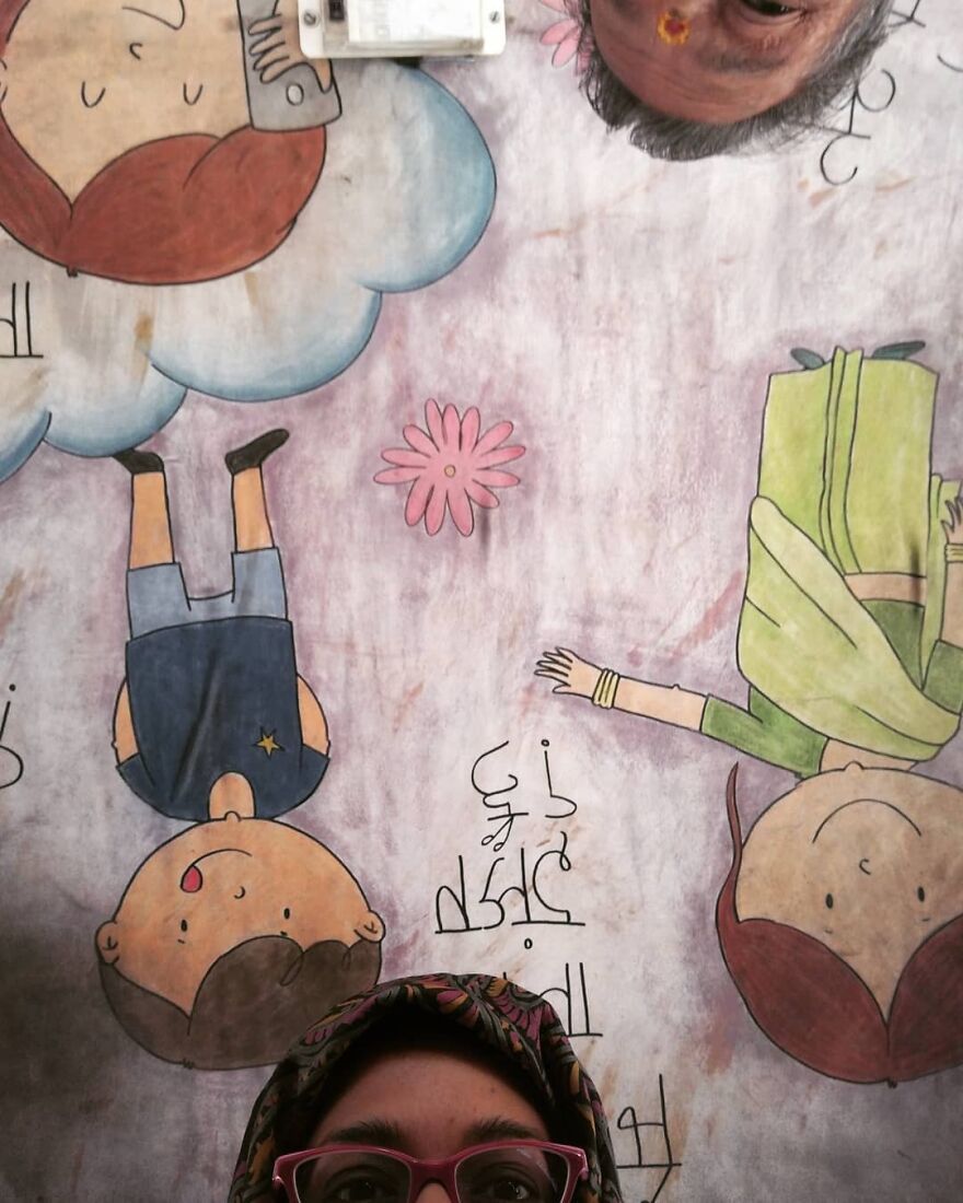 Journalist Has A Hobby Taking Pictures Of The Roof Of Taxis In Mumbai And His Collection Is Incredible