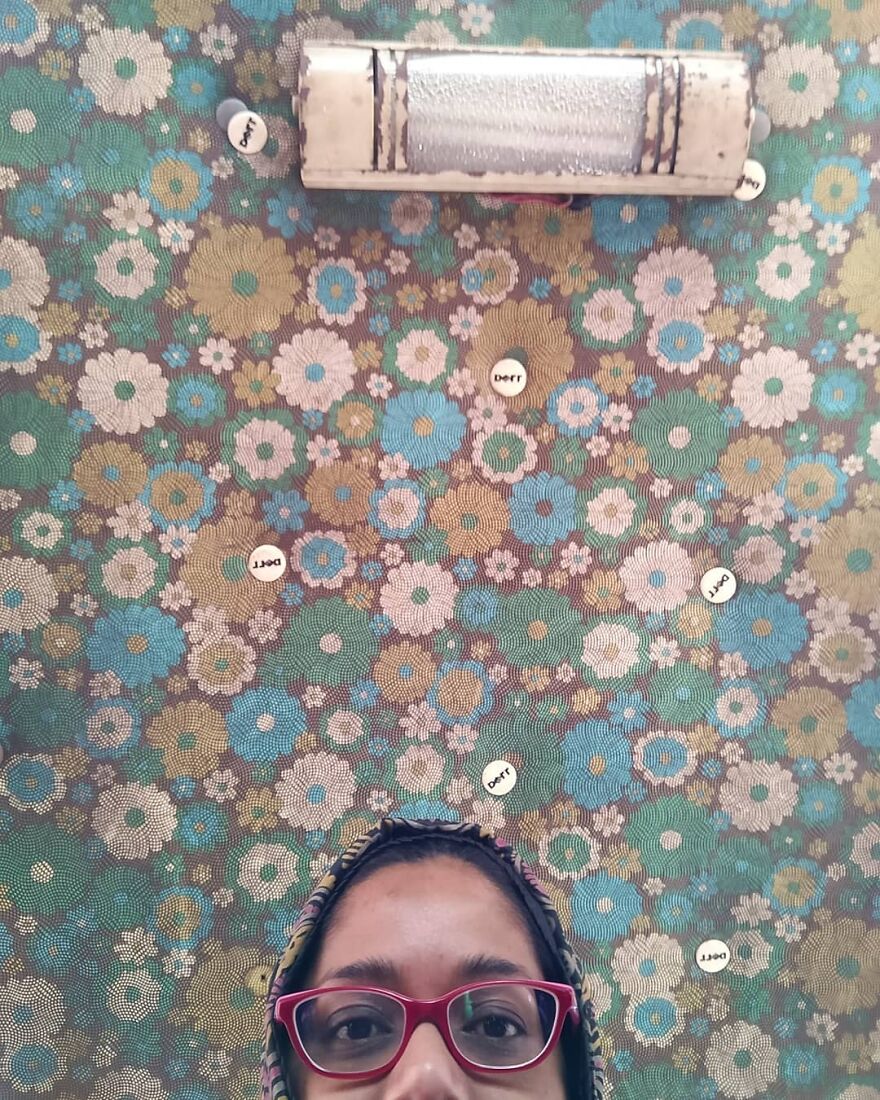 Journalist Has A Hobby Taking Pictures Of The Roof Of Taxis In Mumbai And His Collection Is Incredible