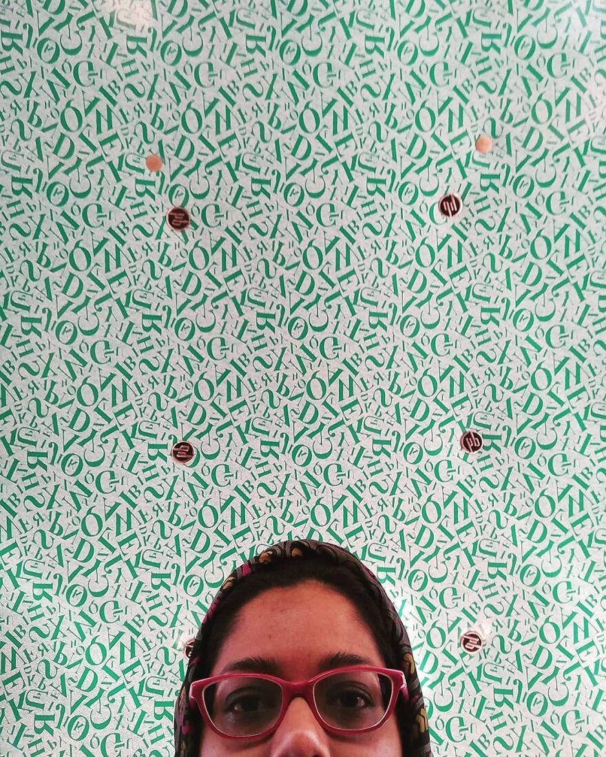 Journalist Has A Hobby Taking Pictures Of The Roof Of Taxis In Mumbai And His Collection Is Incredible