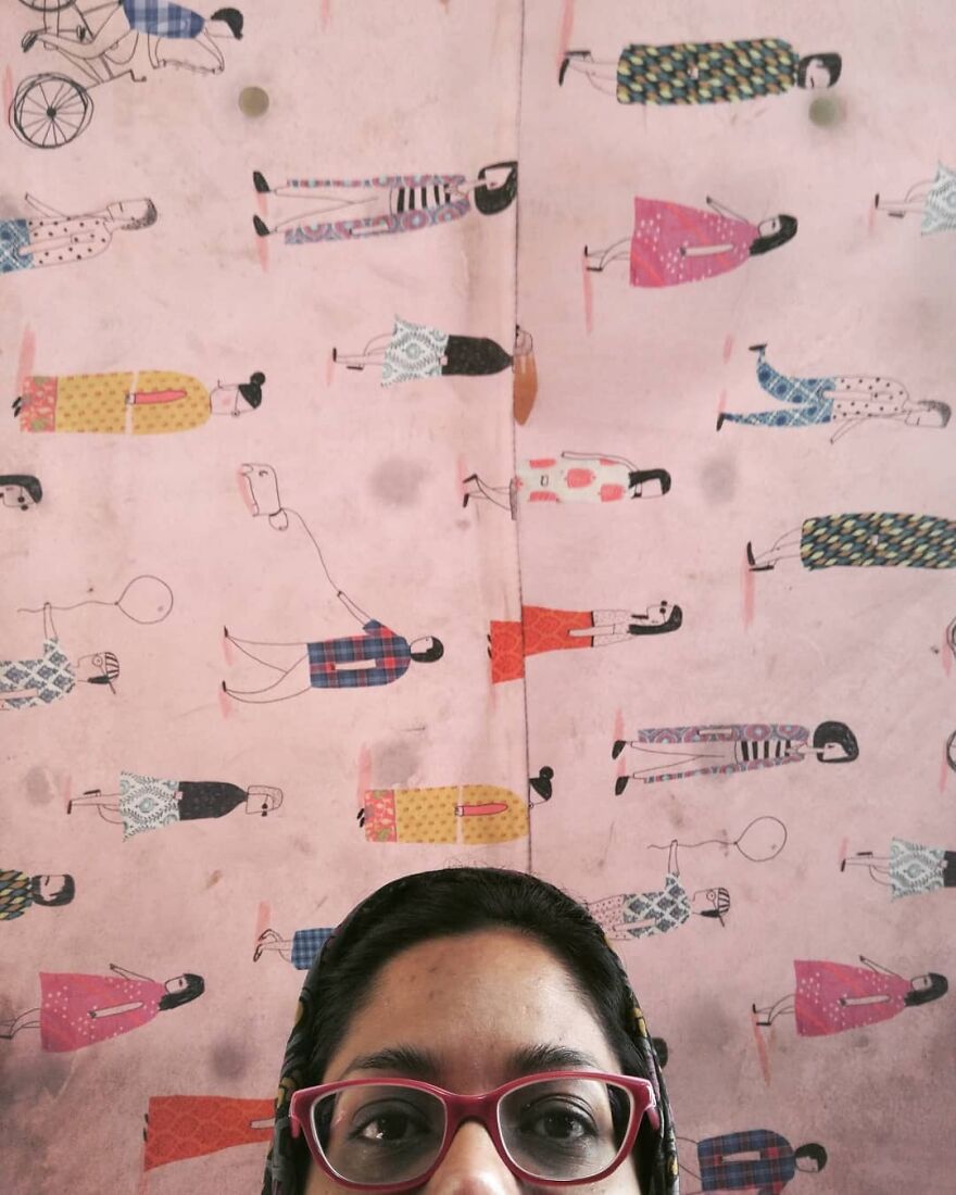 Journalist Has A Hobby Taking Pictures Of The Roof Of Taxis In Mumbai And His Collection Is Incredible