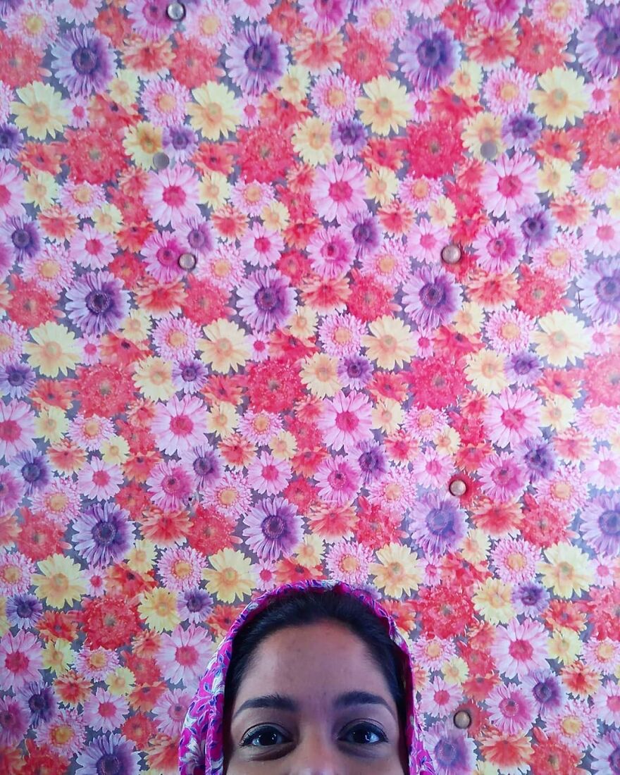 Journalist Has A Hobby Taking Pictures Of The Roof Of Taxis In Mumbai And His Collection Is Incredible