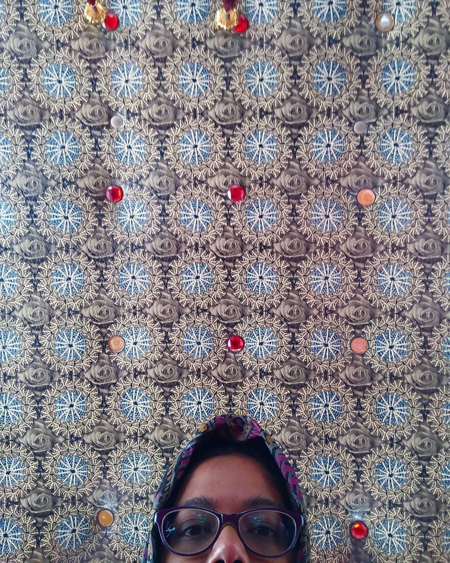 Journalist Has A Hobby Taking Pictures Of The Roof Of Taxis In Mumbai And His Collection Is Incredible