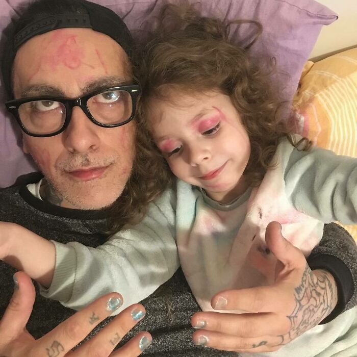 When You Have A Beautiful Daughter And She Picks You As A Model