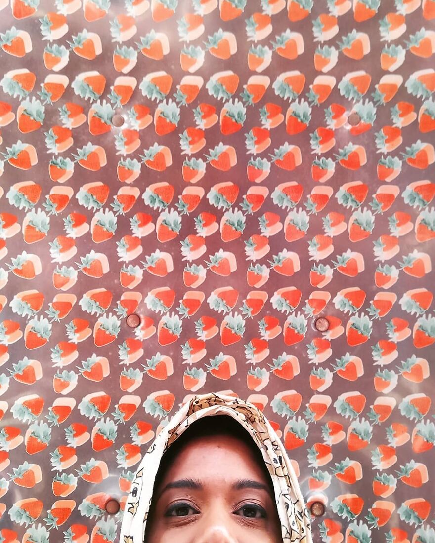 Journalist Has A Hobby Taking Pictures Of The Roof Of Taxis In Mumbai And His Collection Is Incredible