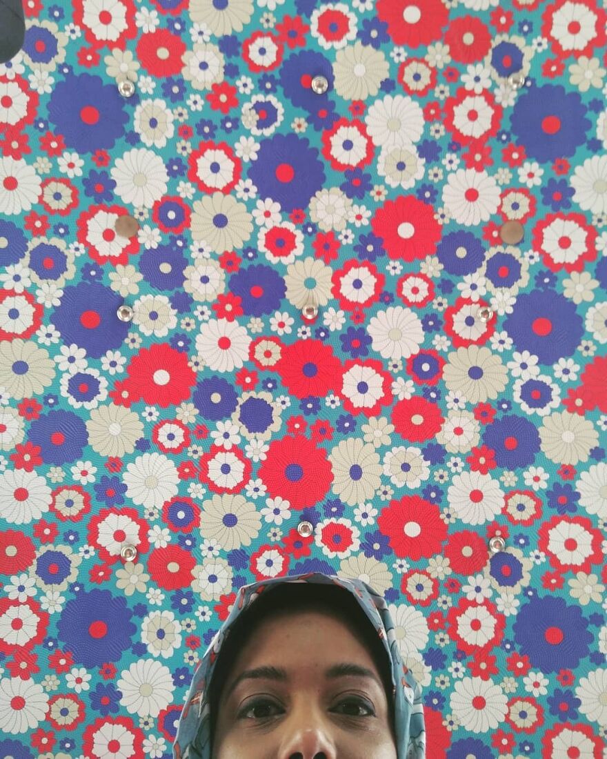 Journalist Has A Hobby Taking Pictures Of The Roof Of Taxis In Mumbai And His Collection Is Incredible