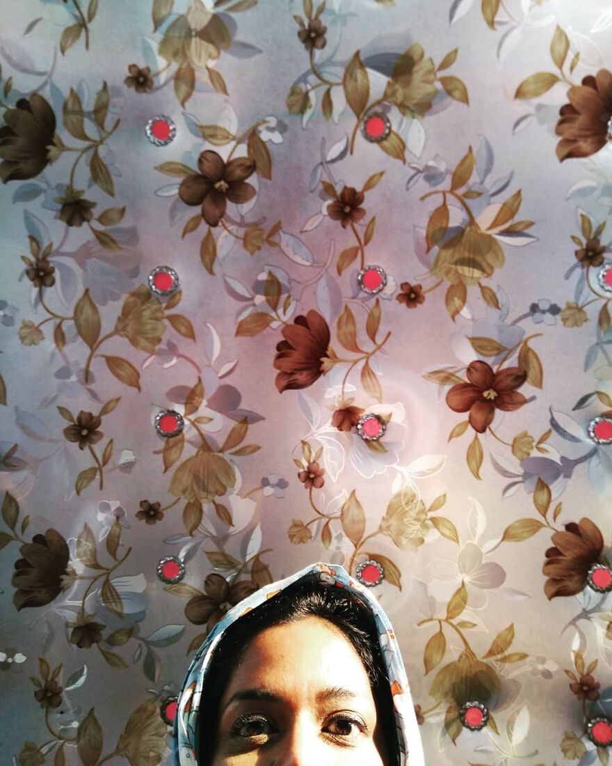 Journalist Has A Hobby Taking Pictures Of The Roof Of Taxis In Mumbai And His Collection Is Incredible