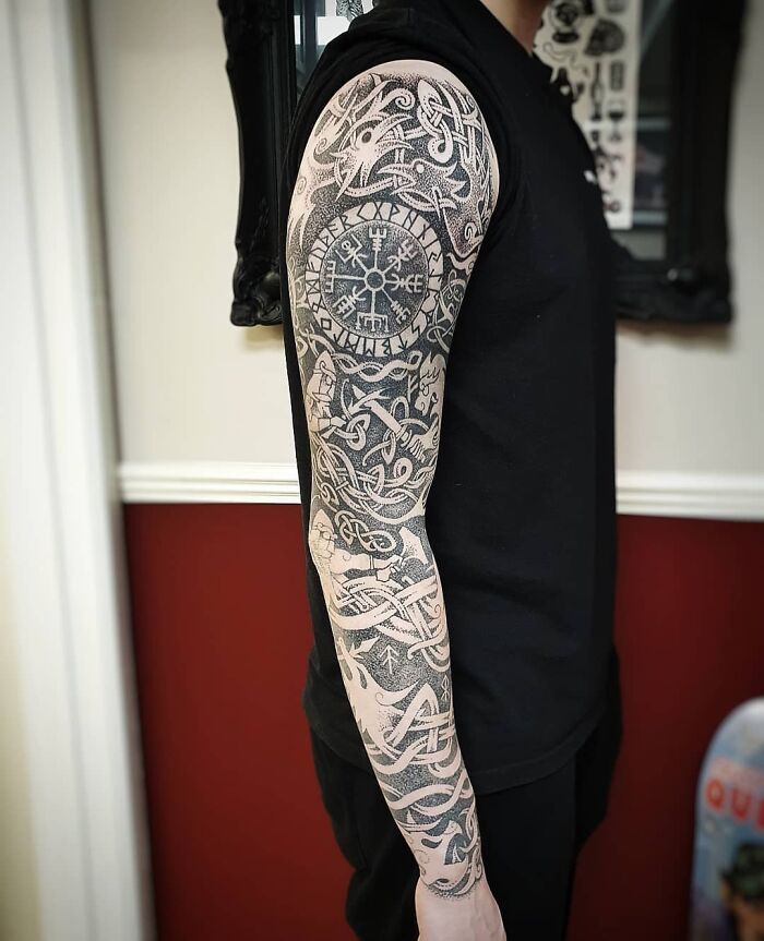 Finished Ragnarök Sleeve