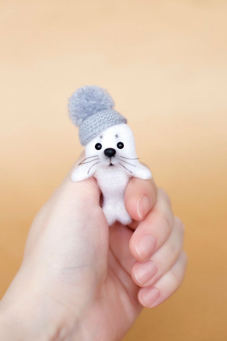 Miniature-Crochet-Toys-Patterns-Svetlana-Gromova