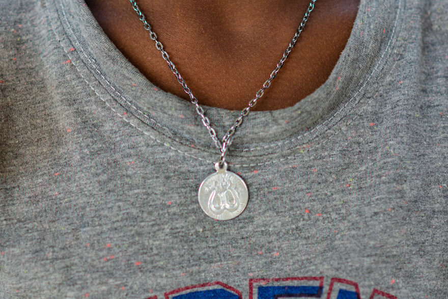 My Photos Of Strangers Wearing Lockets & Pendants