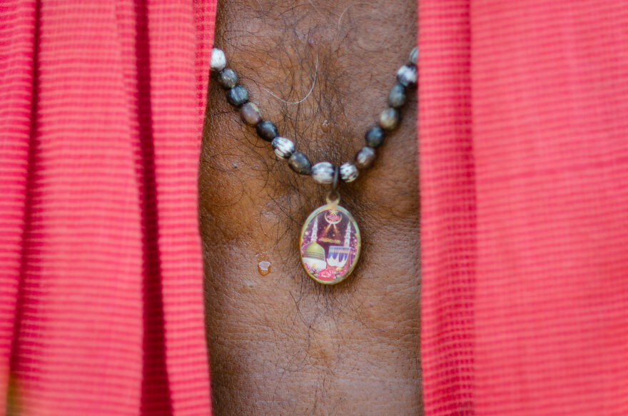 My Photos Of Strangers Wearing Lockets & Pendants