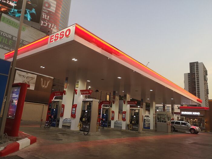 Redditors Share 24 Scams They Fell For So Others Won’t