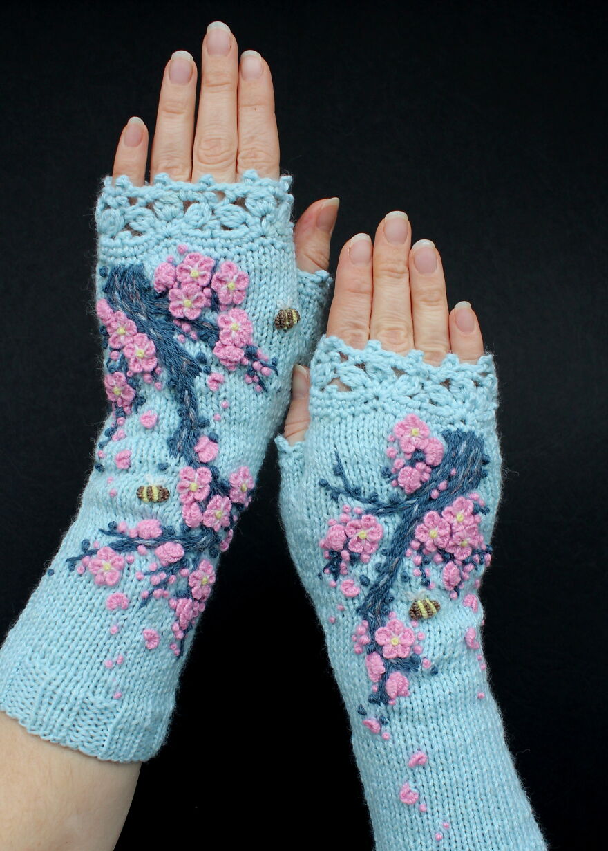 I Borrow Ideas From Nature And Create Unique Gloves With Nature-Inspired Embroidery