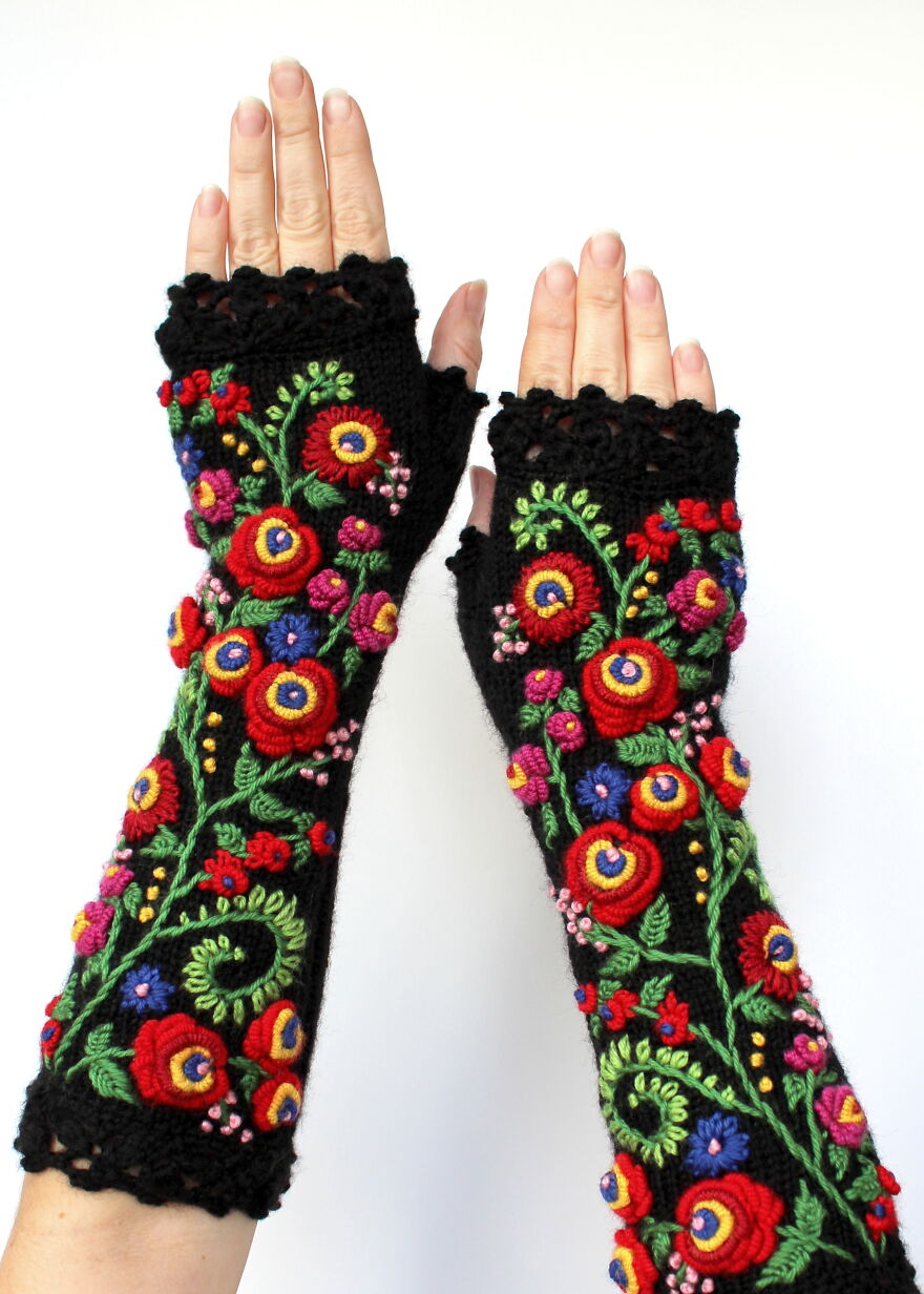 I Borrow Ideas From Nature And Create Unique Gloves With Nature-Inspired Embroidery