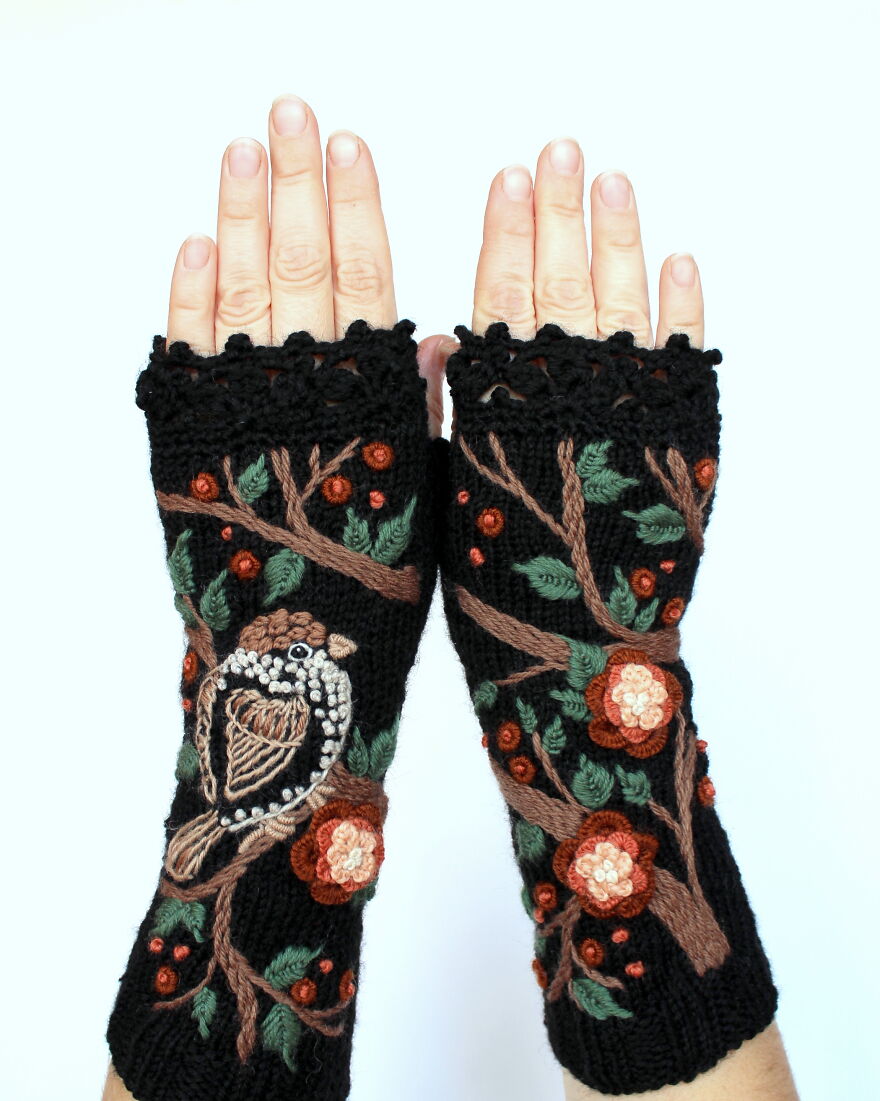 I Borrow Ideas From Nature And Create Unique Gloves With Nature-Inspired Embroidery