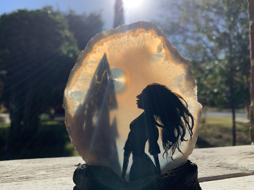 I Used Ink, Agate Crystals And Stained Glass To Make Surreal, Atmospheric Art