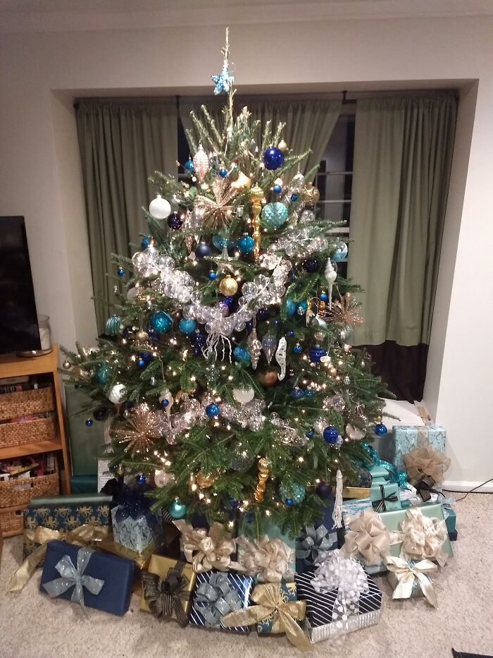 Under The Sea Tree - 2018