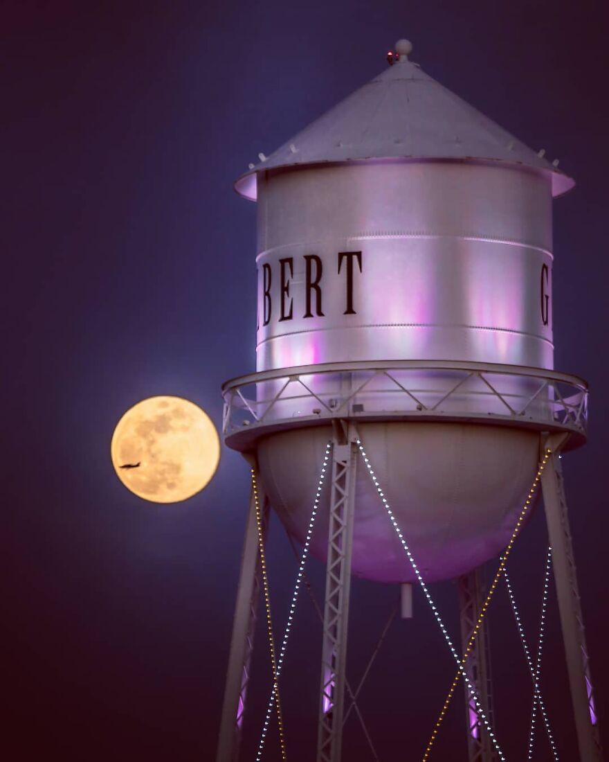 Meet Zach Cooley, The Photographer Who Calls Himself A "Moon Chaser" (50 Pics)