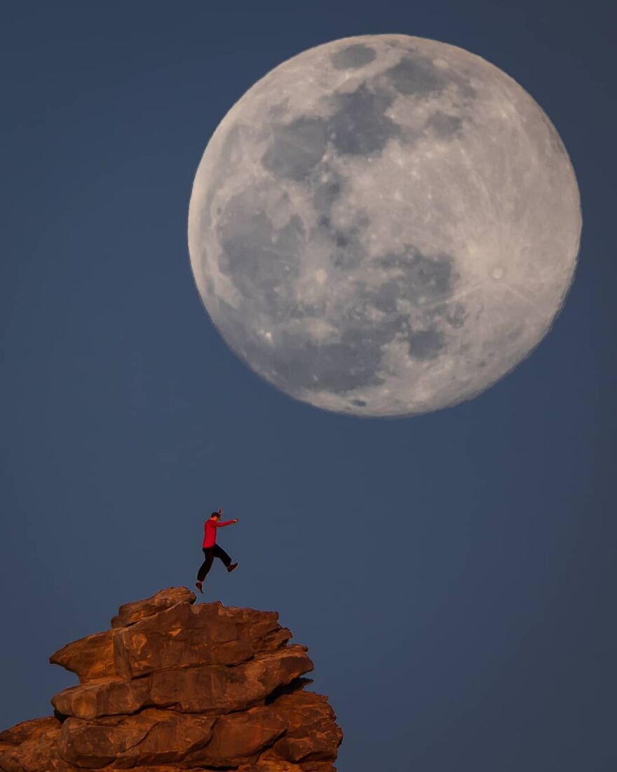 Meet Zach Cooley, The Photographer Who Calls Himself A "Moon Chaser" (50 Pics)